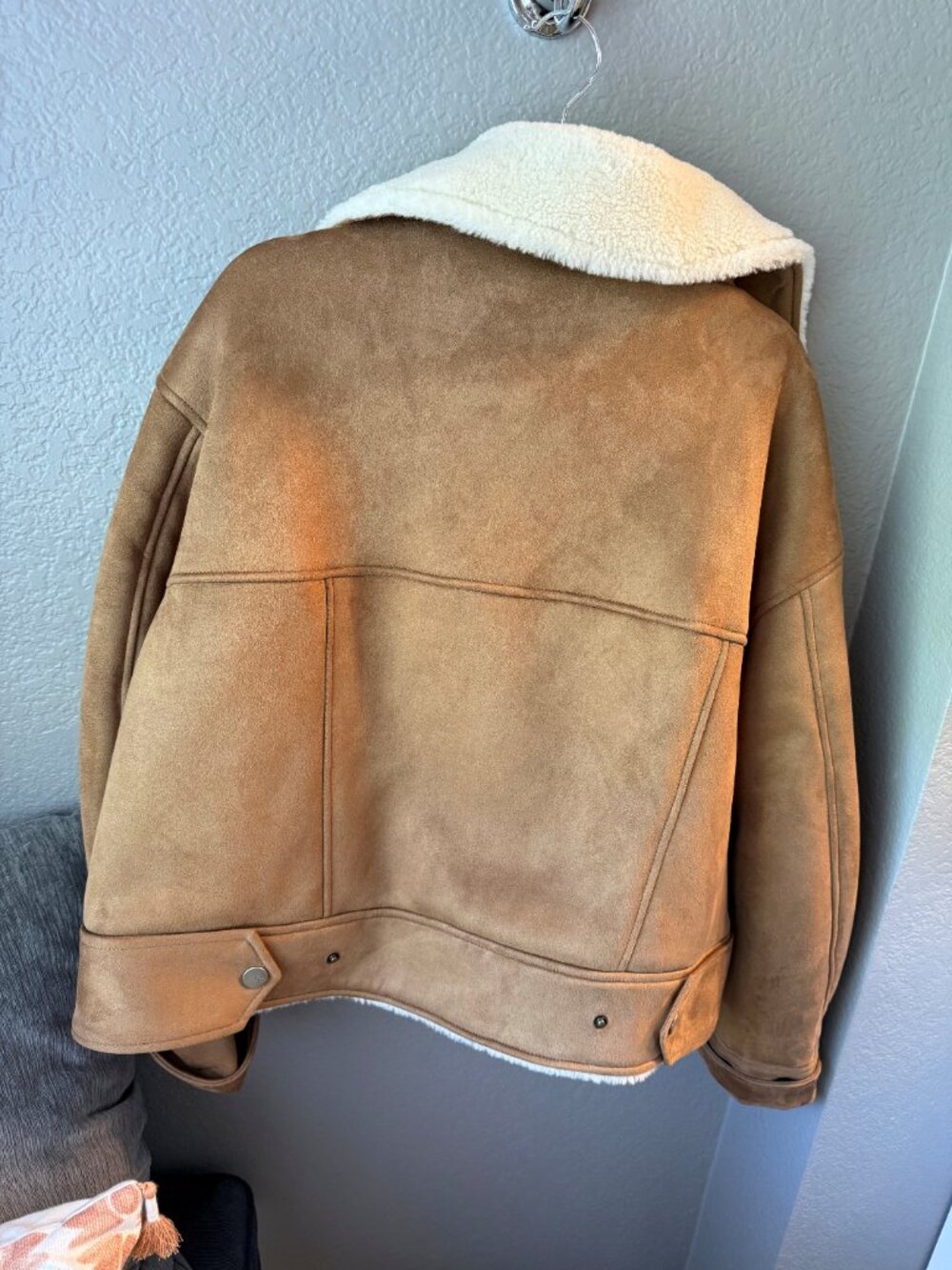 UGG Jacket -- Women's Finnian LuxeFluff Moto Jacket, Chestnut, Size Large - Picture 3 of 4